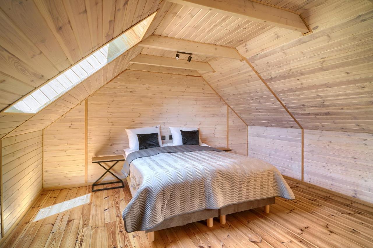 Apartamenty 7 Debow Pleśna Buitenkant foto