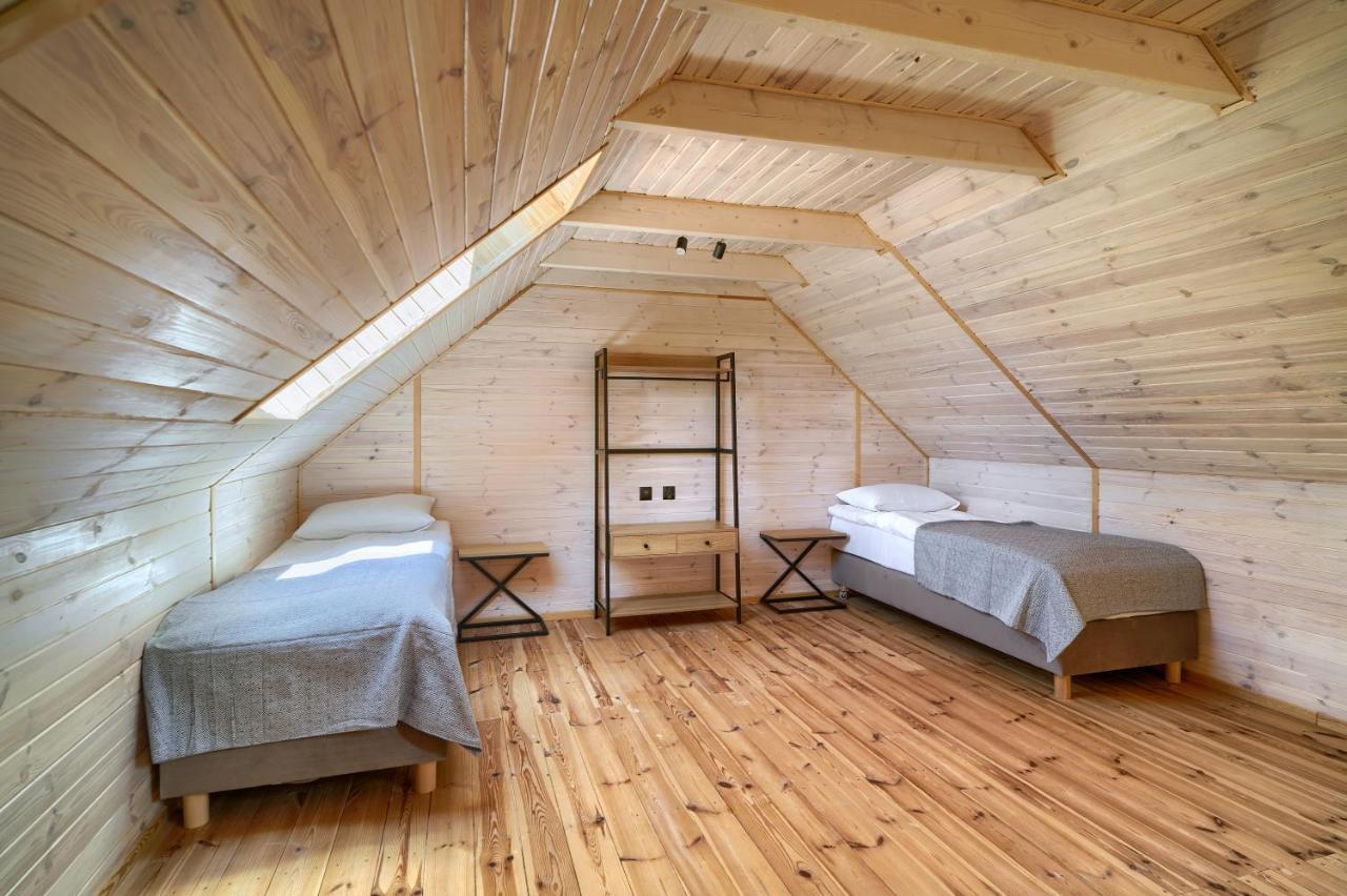 Apartamenty 7 Debow Pleśna Buitenkant foto