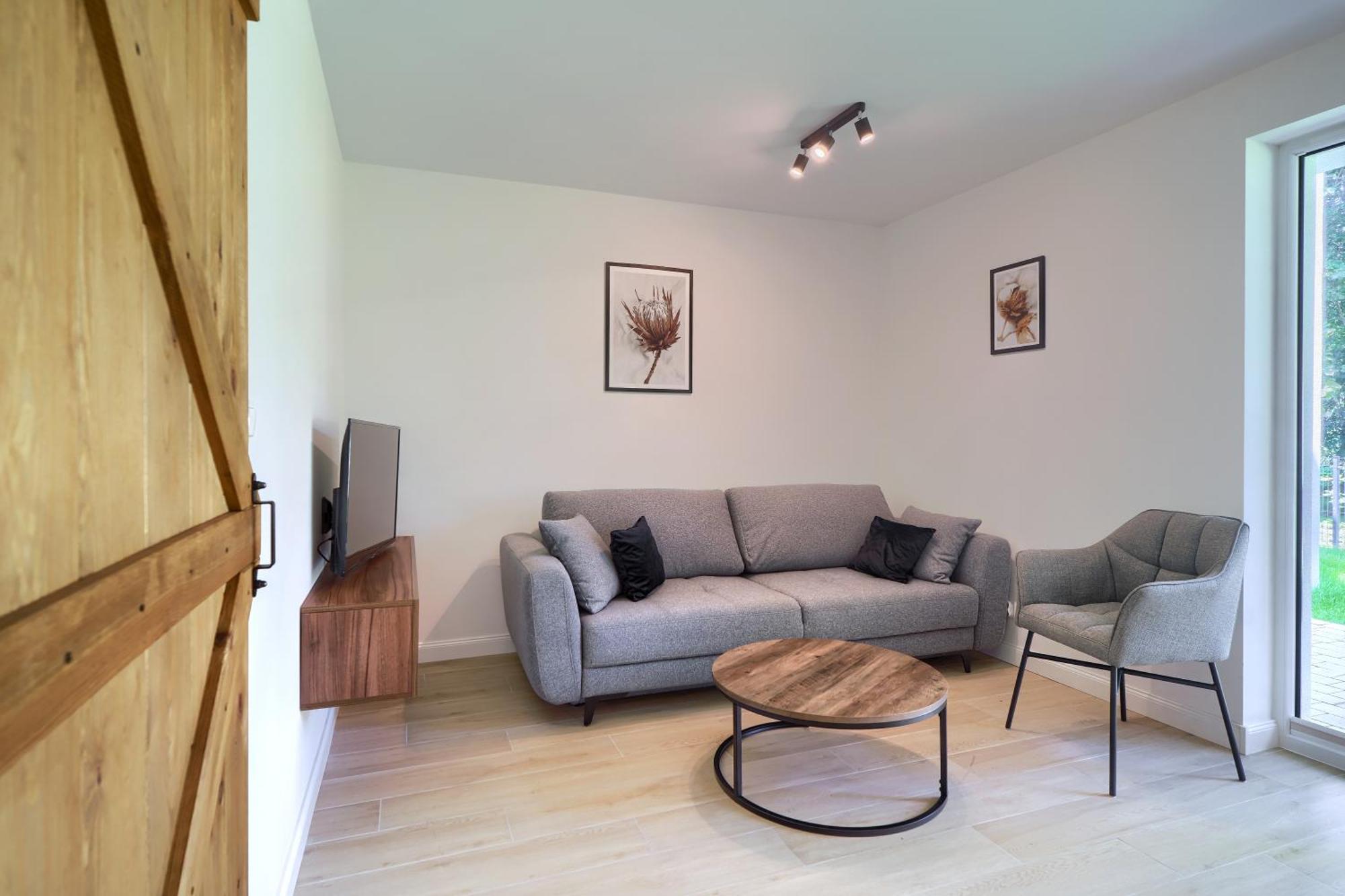 Apartamenty 7 Debow Pleśna Buitenkant foto