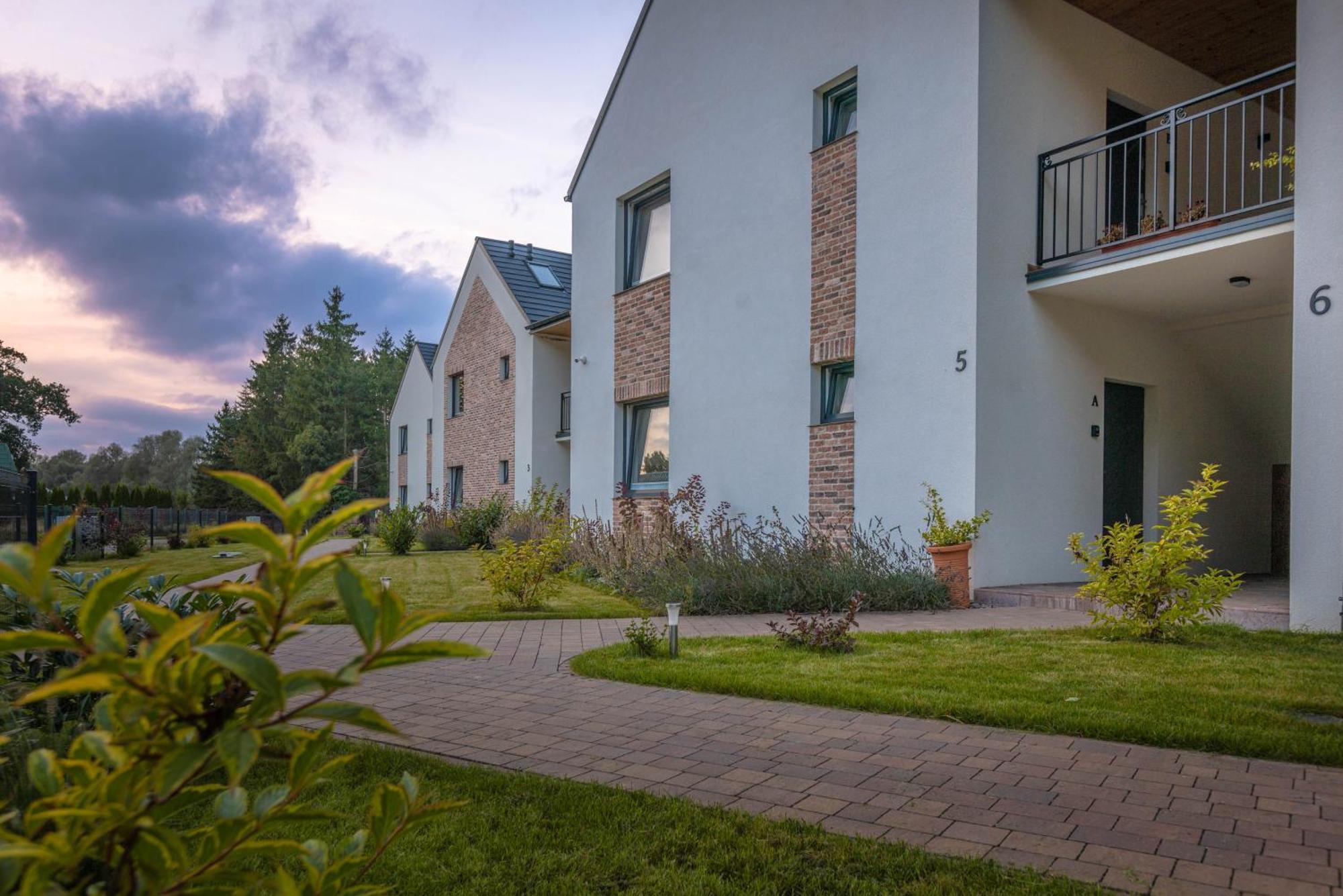 Apartamenty 7 Debow Nad Morzem Pleśna Buitenkant foto