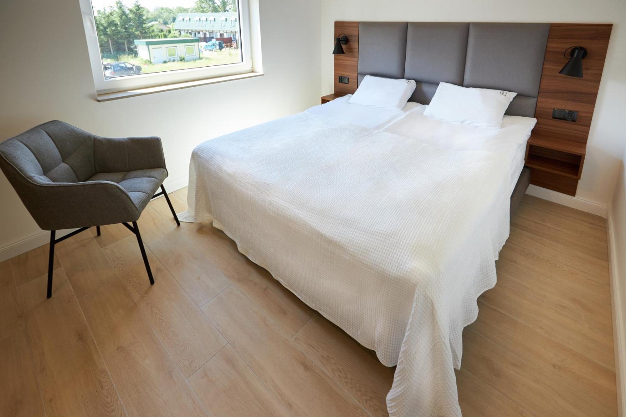 Apartamenty 7 Debow Pleśna Buitenkant foto
