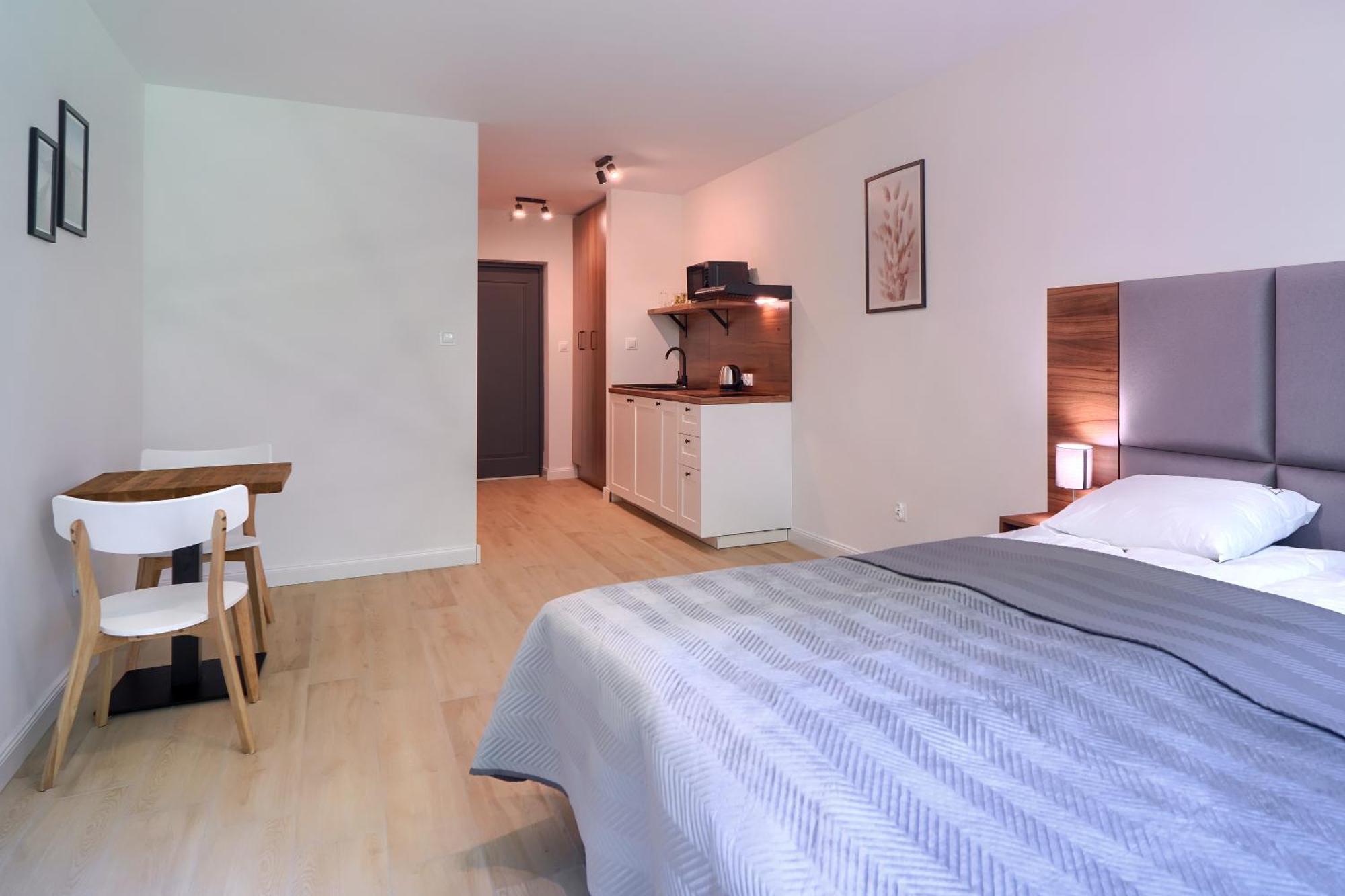 Apartamenty 7 Debow Pleśna Buitenkant foto